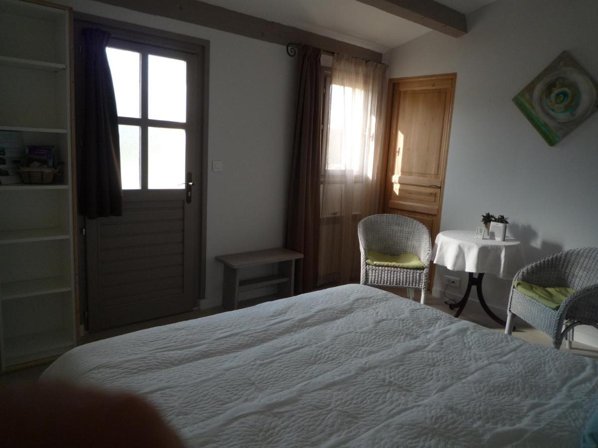 Bed and Breakfast L'Atelier Des Coudelieres Ле-Тор Экстерьер фото